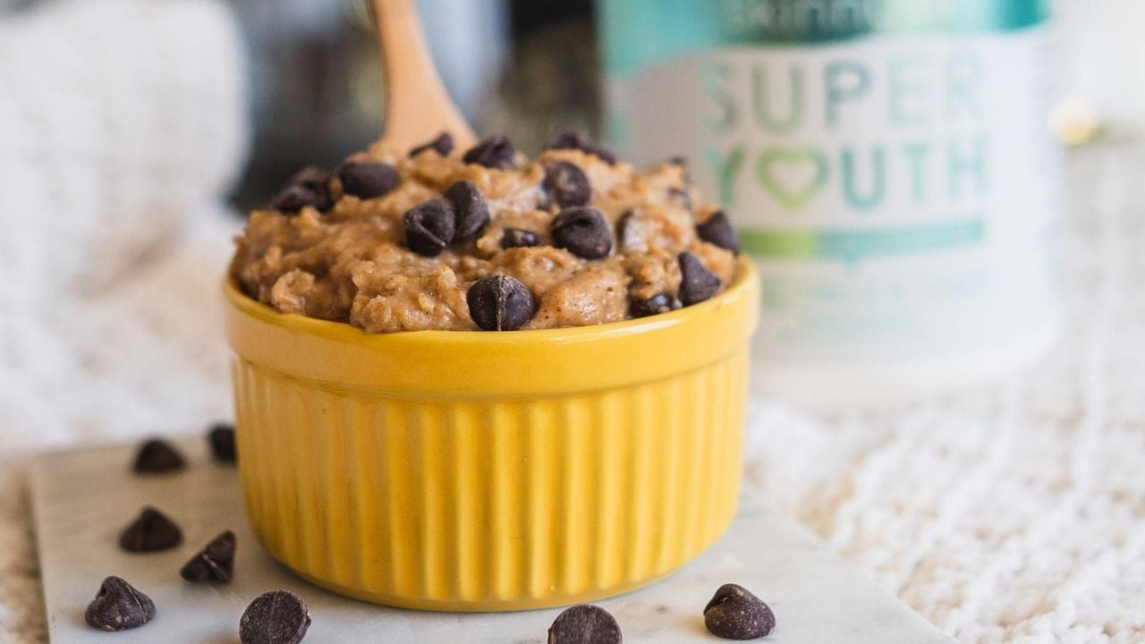 Healthy No-Bake Chocolate Chip Cookie Dough Recipe