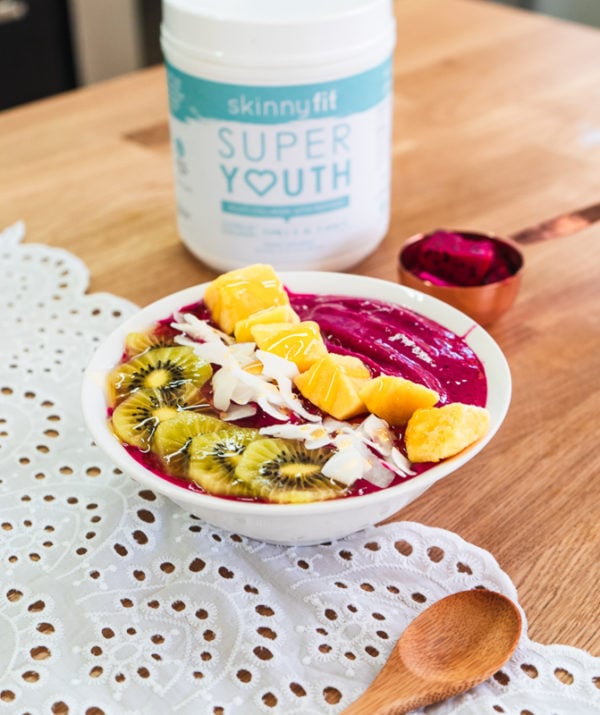 healthy pitaya bowl