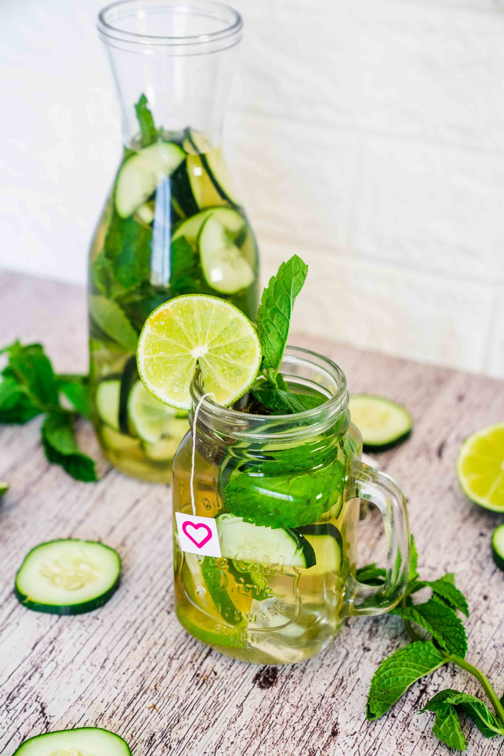 How To Make Detoxifying Cucumber Mint Spa Water