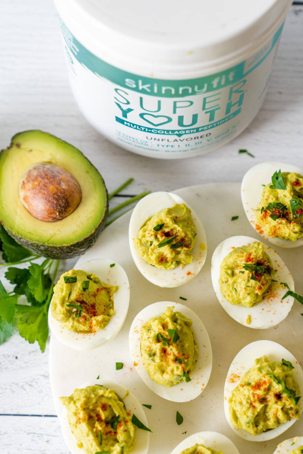 How To Make Healthy Avocado Deviled Eggs (No Mayo!)