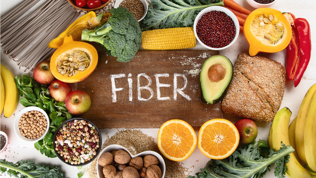 9 High Fiber, Low-Carb Foods To Improve Digestion & Boost Weight Loss