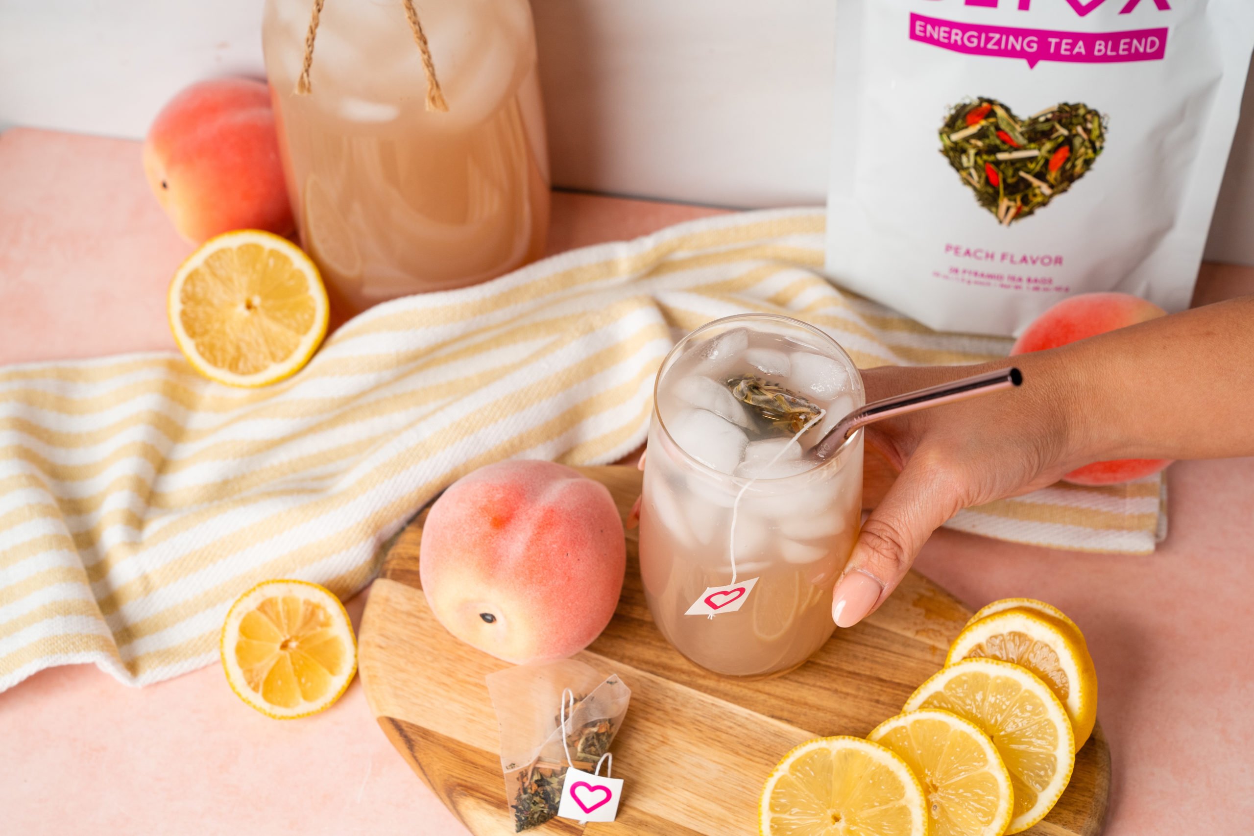 Iced Peach Green Tea Lemonade (Starbucks Copycat)